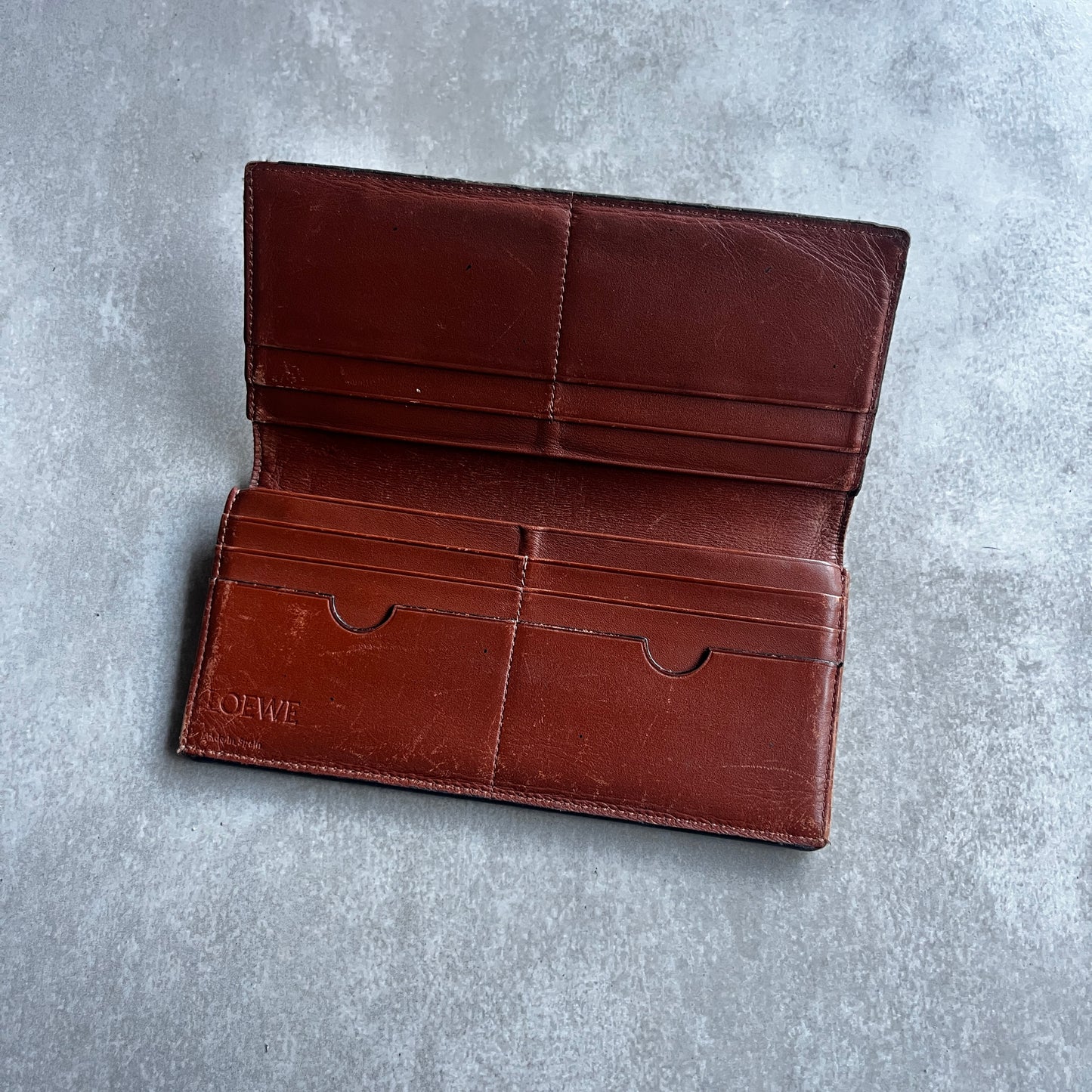 Billetera Loewe