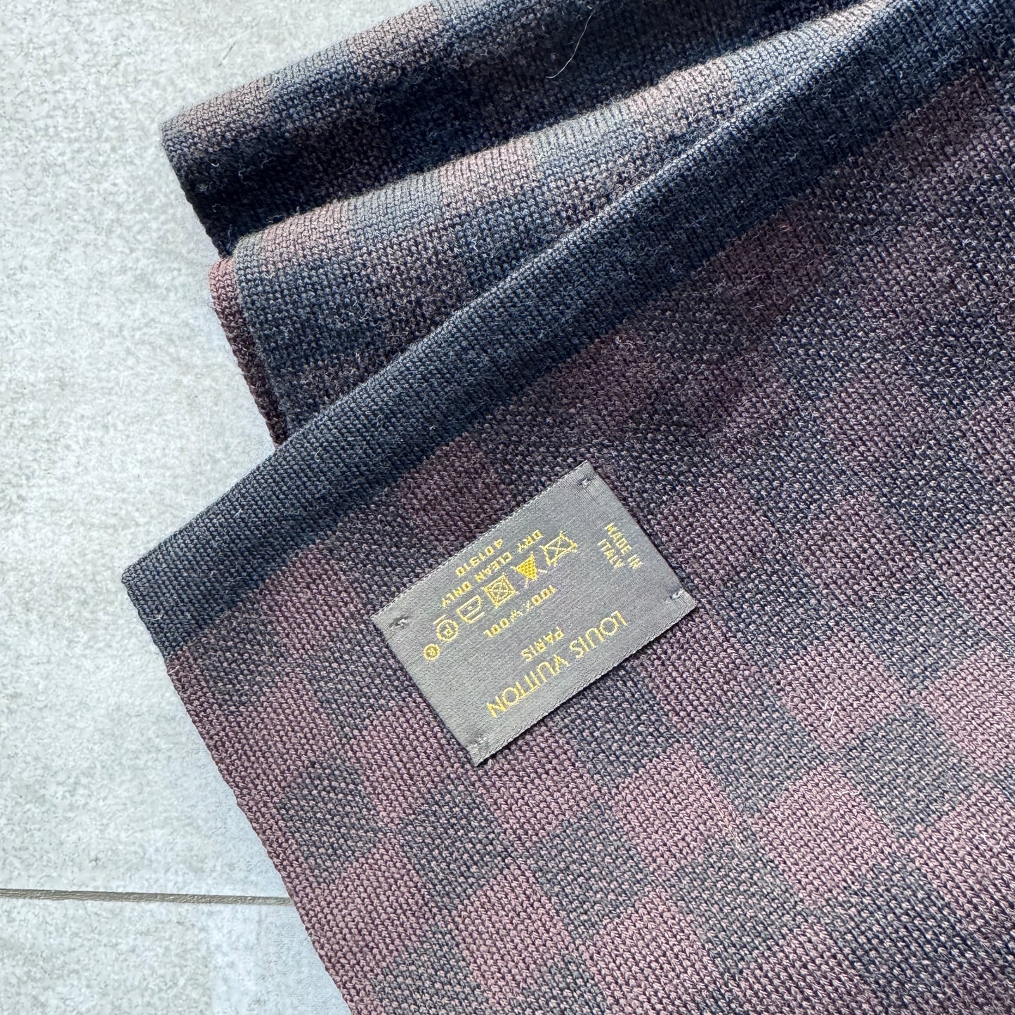 Louis Vuitton scarf