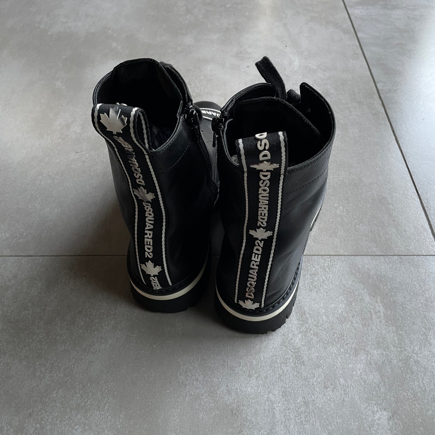 Dsquared2
