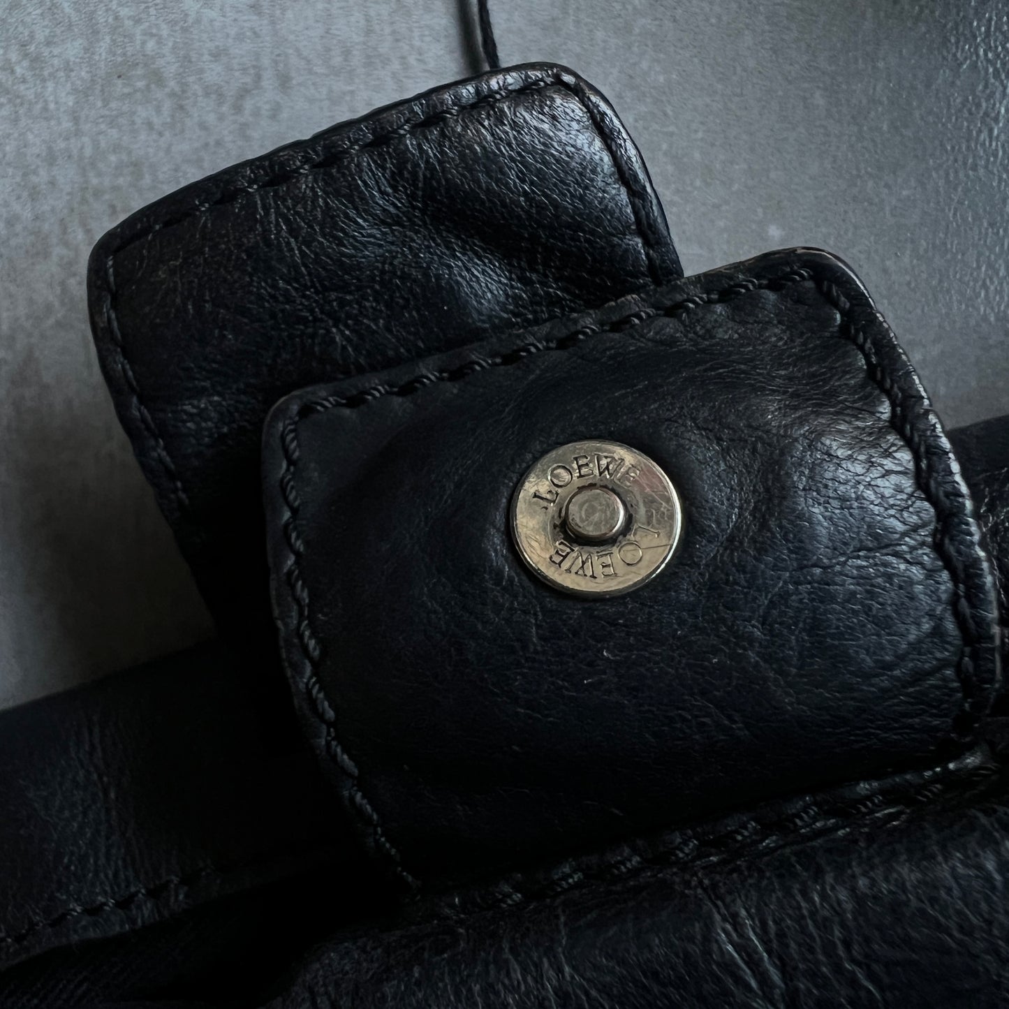 Cartera Loewe