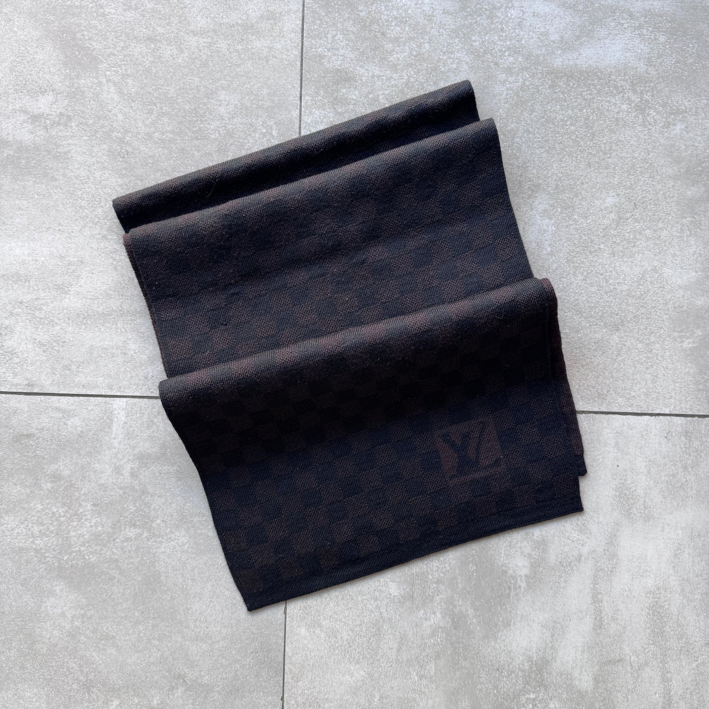 Louis Vuitton scarf