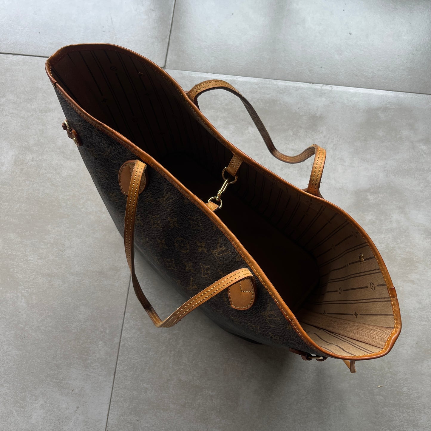 Louis Vuitton Neverfull MM