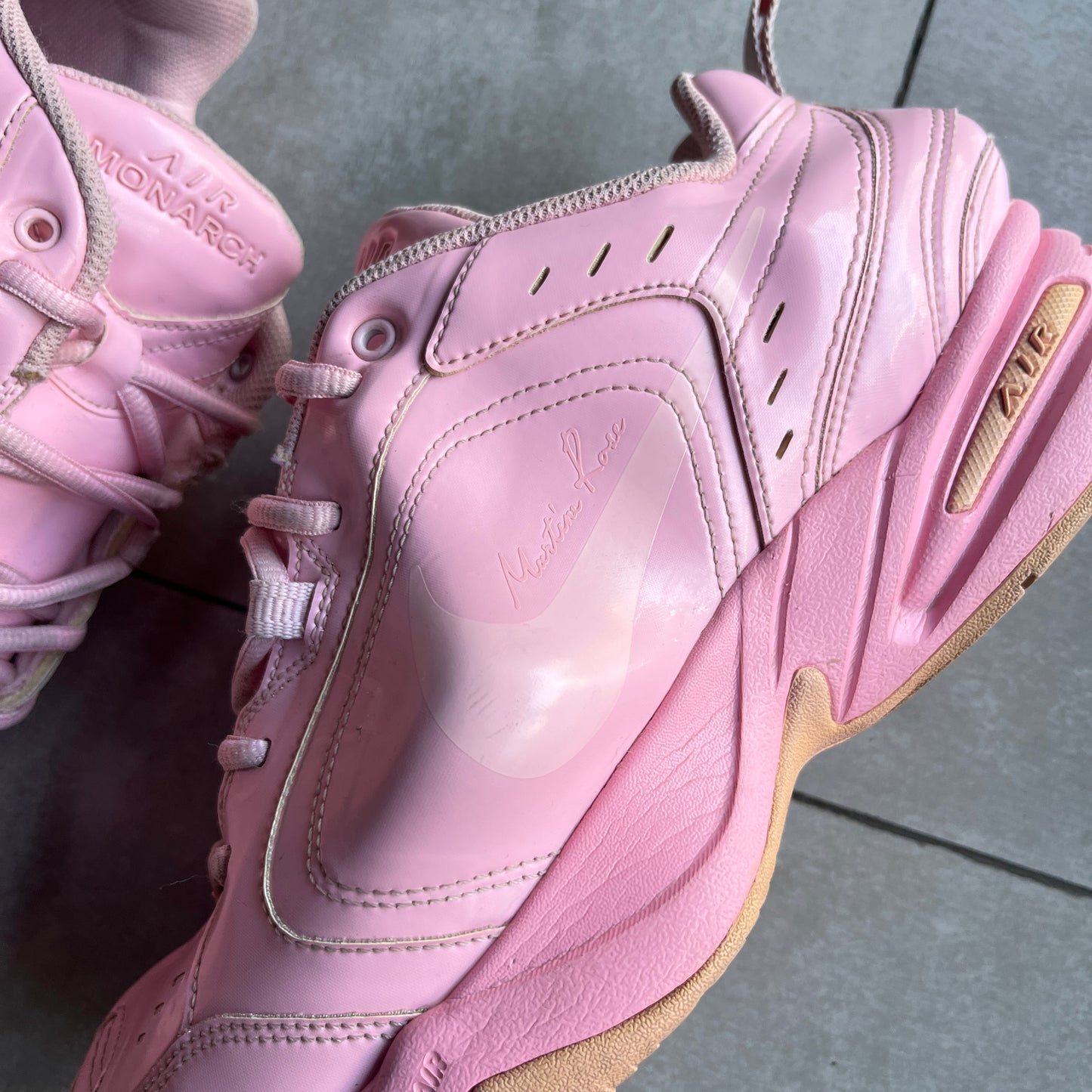 Nike Monarch