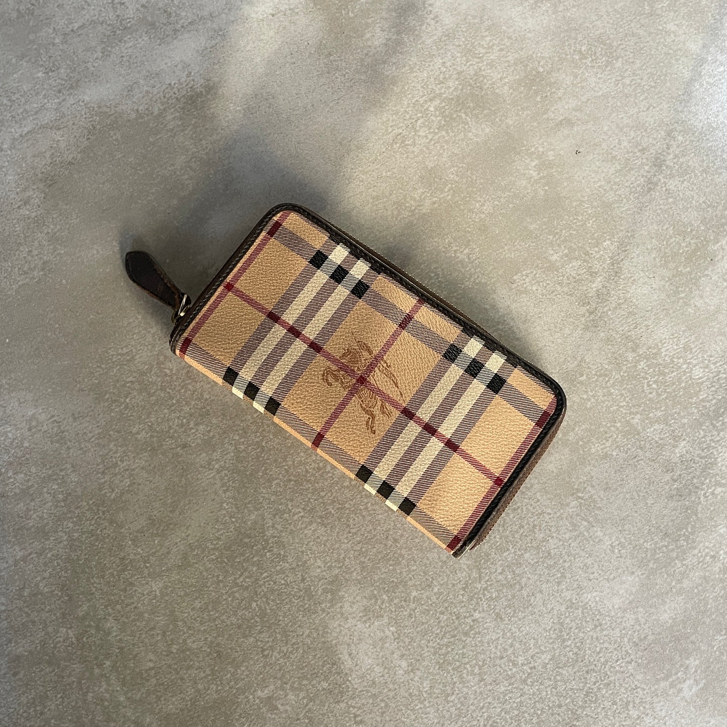 Billetera Burberry