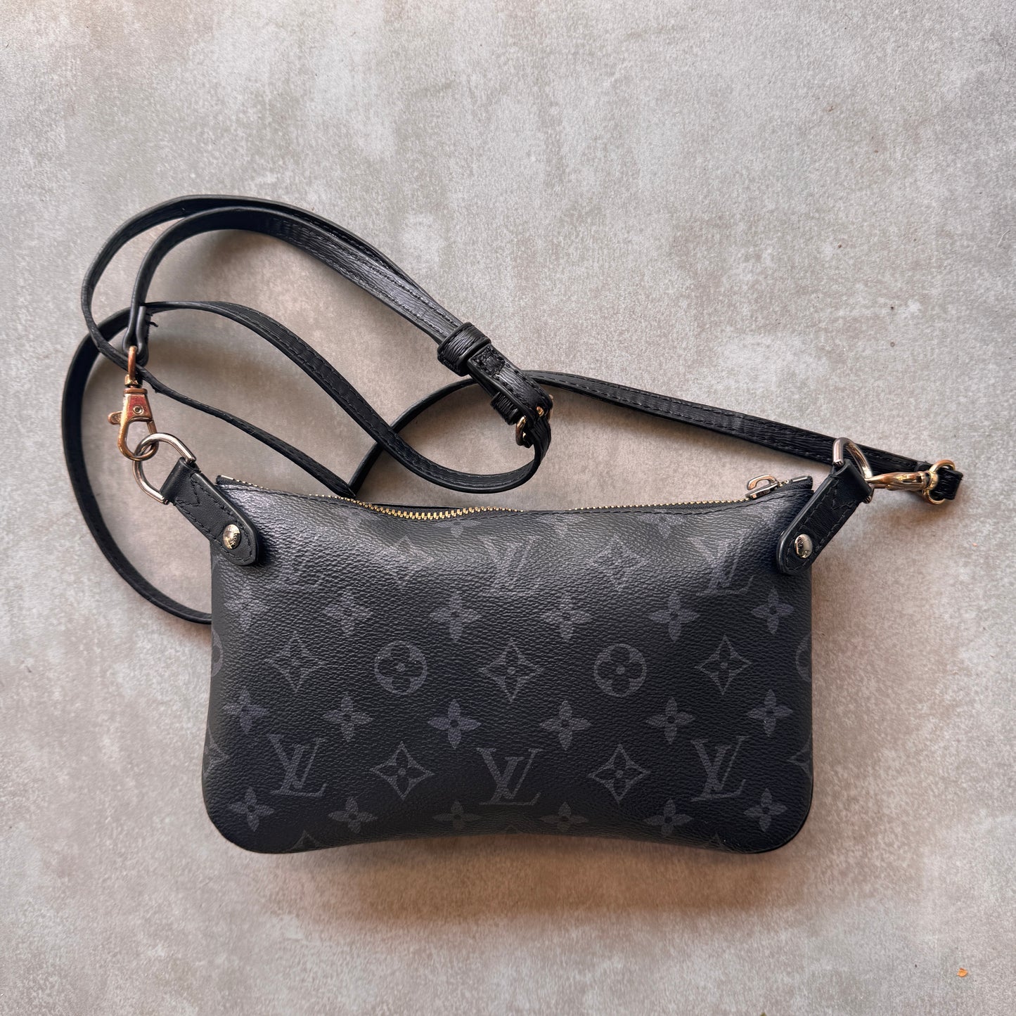 Louis Vuitton Shoulder Bag