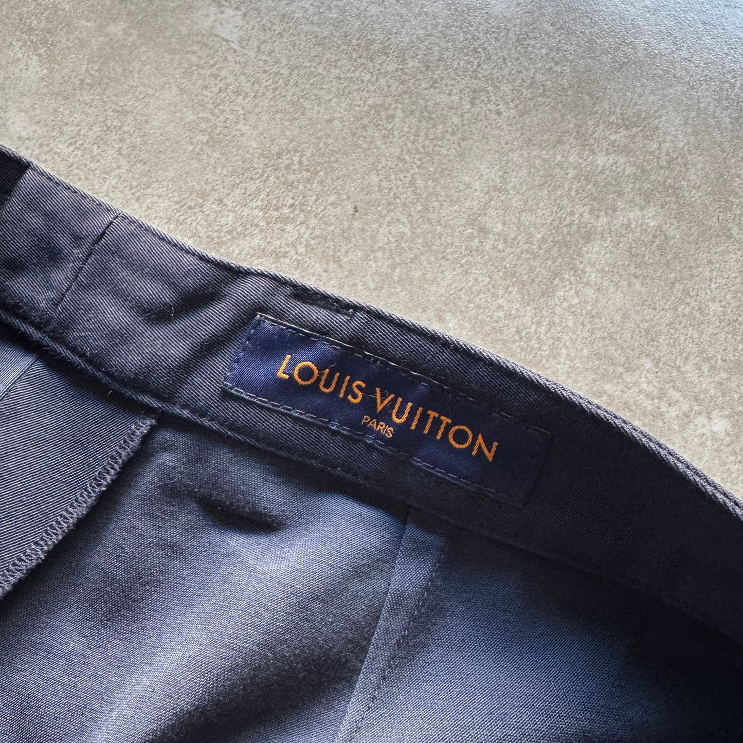 Louis Vuitton cargó pants