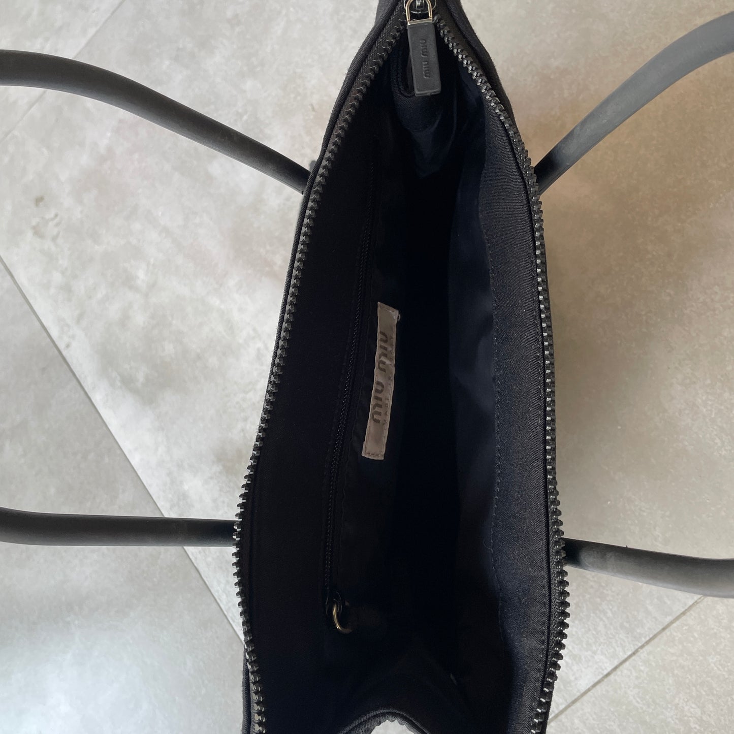 Cartera Miu Miu