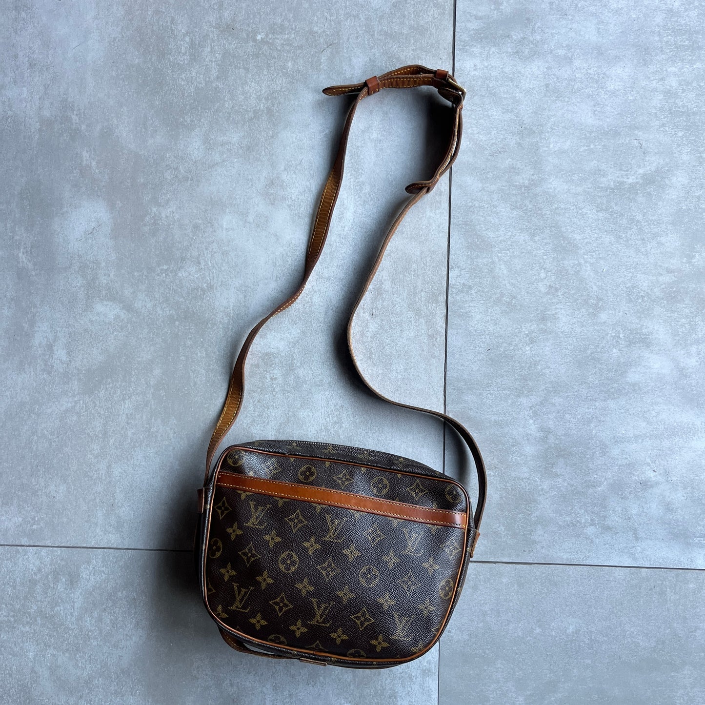 Louis Vuitton Shoulder bag
