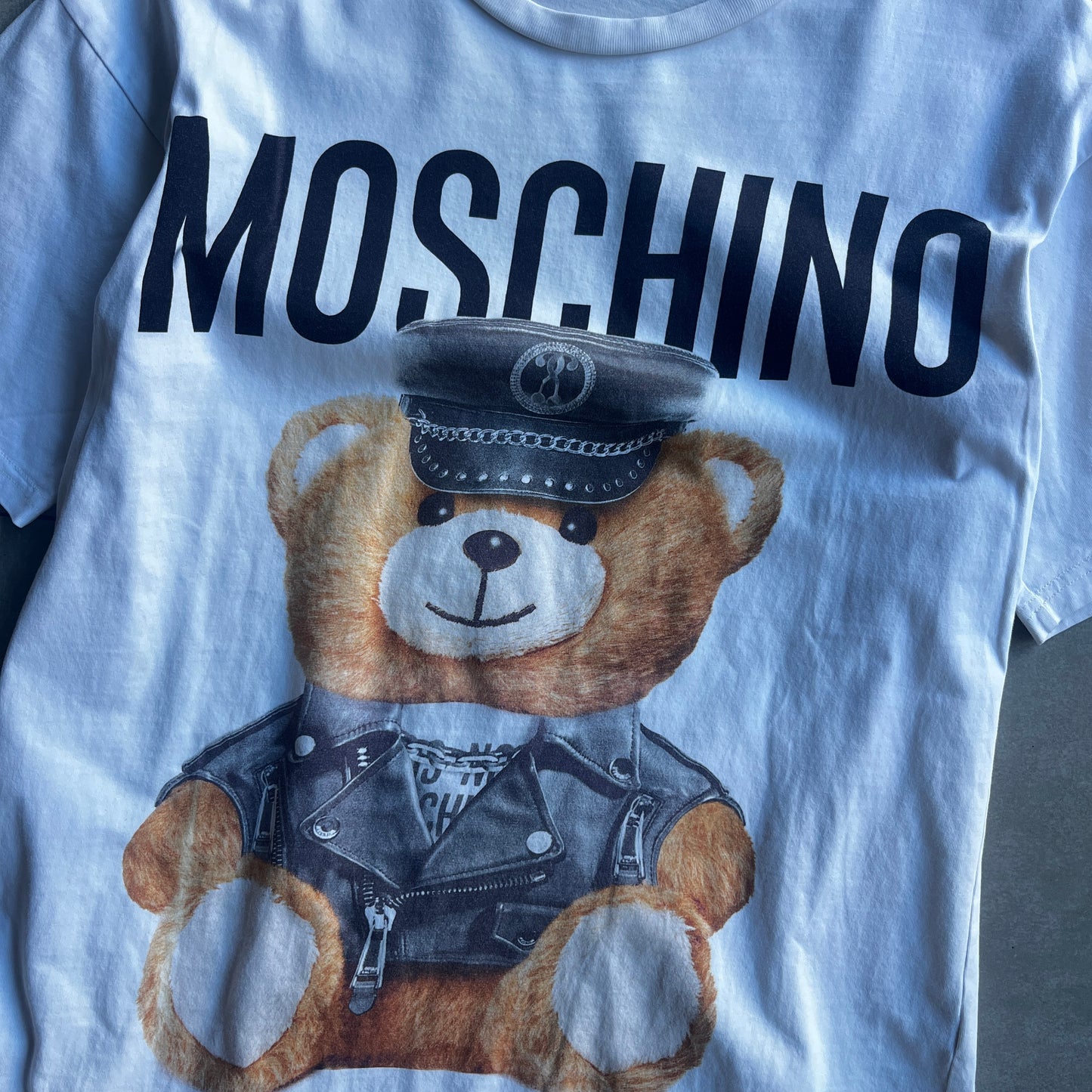 Polera Moschino