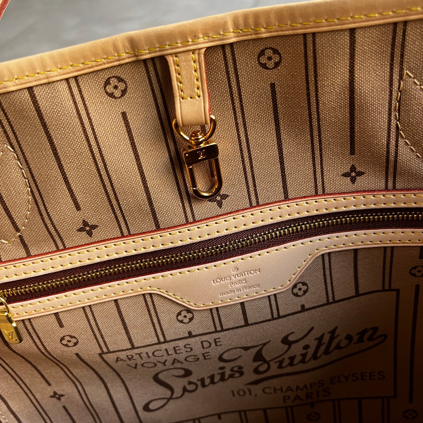 Cartera Neverfull PM Louis Vuitton