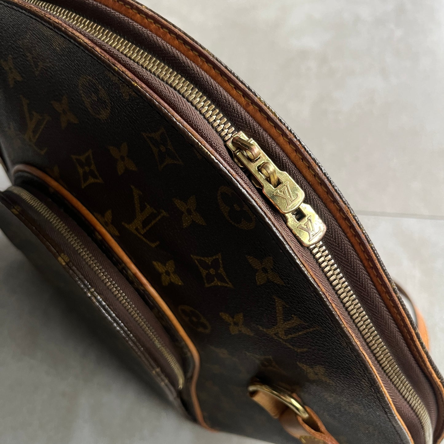 Louis Vuitton Ellipse