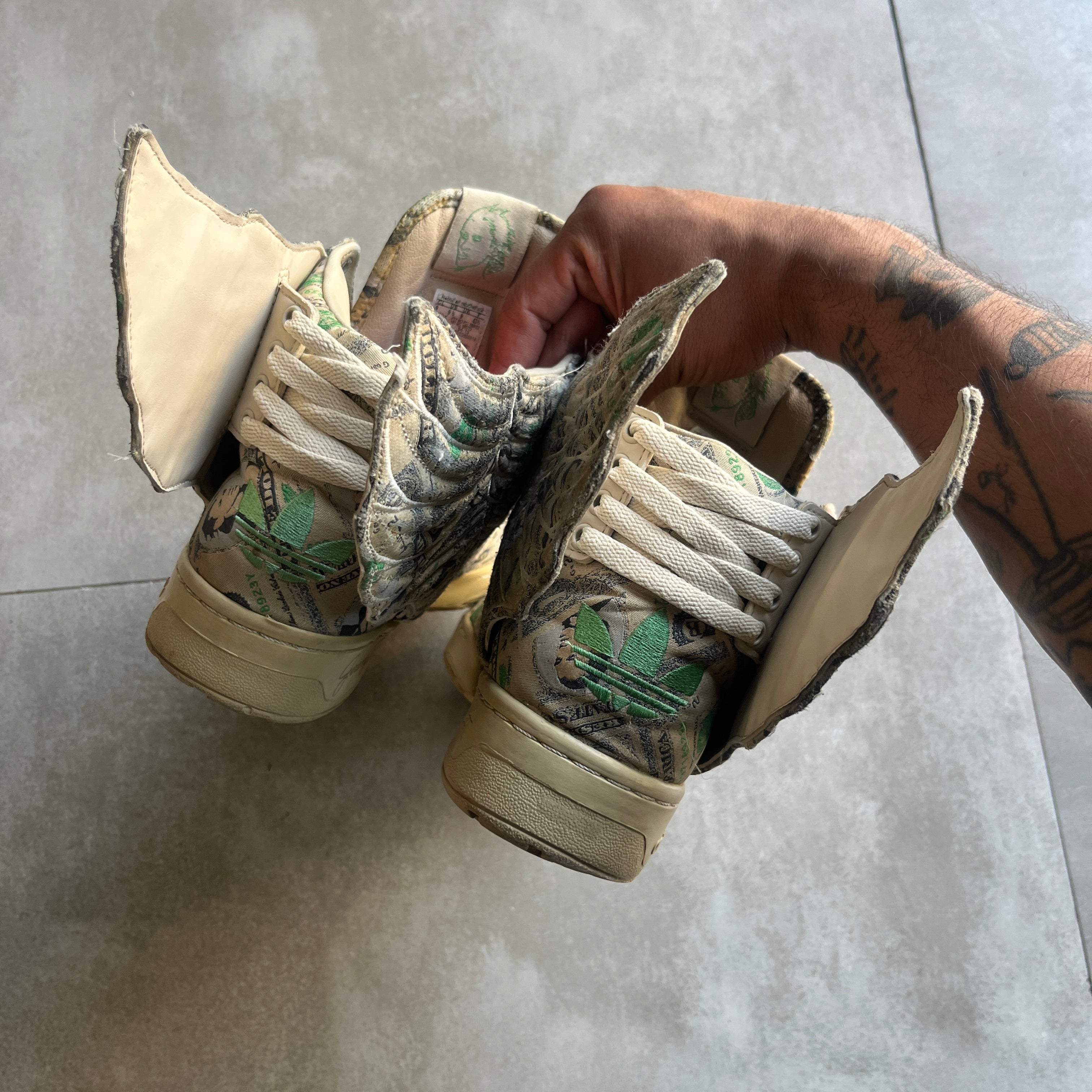 Zapatillas Jeremy Scott – Lé Sang