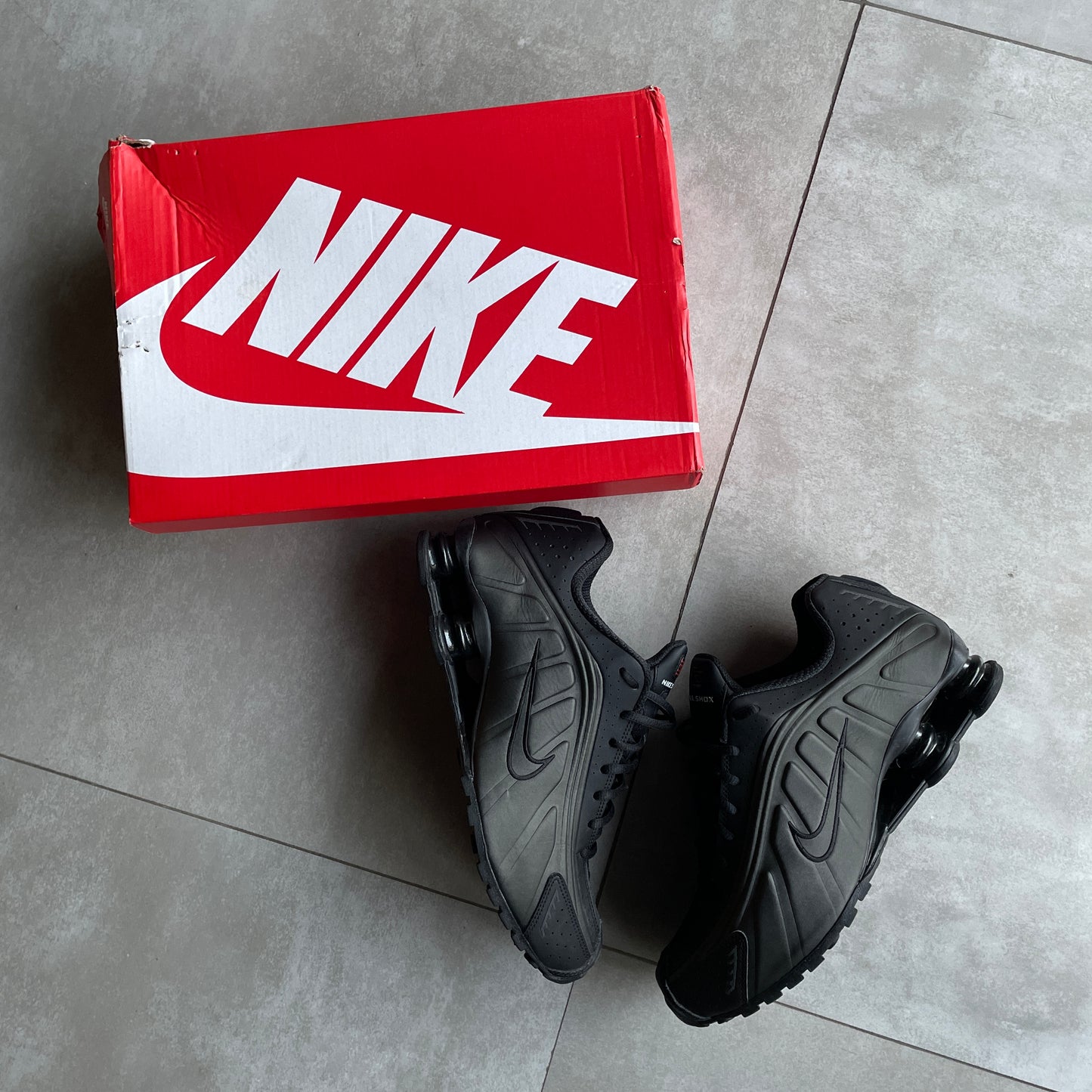 Nike shox R4